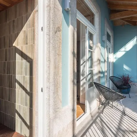 Almada 374 By Lovelystay Apartment