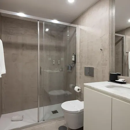 Almada 374 By Lovelystay Apartment