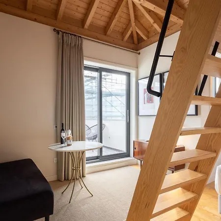 Apartment Almada 374 By Lovelystay Porto